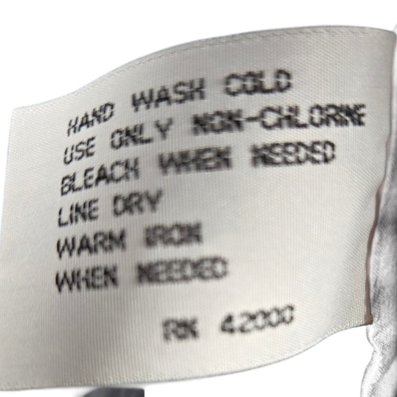 Jaclyn Smith Classic Womens XL Black 100% Silk Sleeveless Button Down Blouse Top - Picture 3 of 5